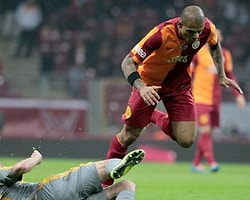 Galatasaray 90'da Yıkıldı!