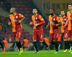 İki Oyuncudan Şok Hareket