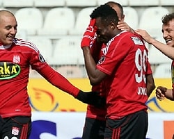 Sivasspor, Elazığspor'u 3-2 Yendi