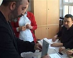 Cem Yılmaz Sandık Başında!