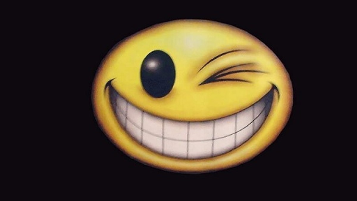 Zxc смайлики. Смайлик. Zxc смайлики. Веселый смайлик. Смайлик для стима.
