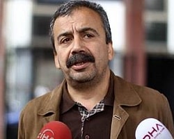 Sırrı Süreyya Önder'e Gazeteci Tepkisi! 'Enver Aysever'den Özür Dile'