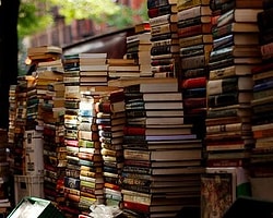 321 Kütüphane Kapatıldı
