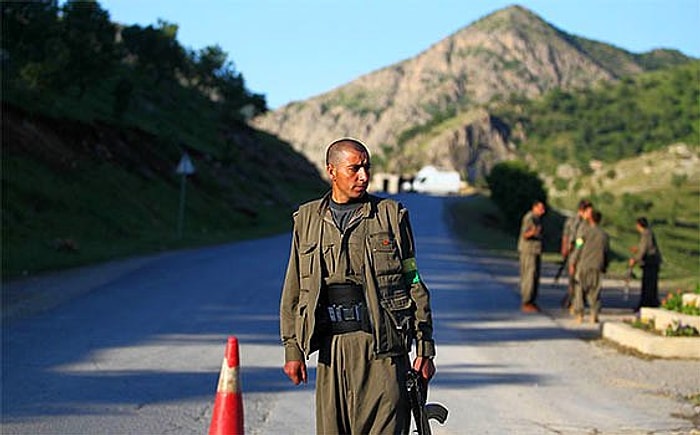 PKK, Diyarbakır-Bingöl Karayolunu Kesti