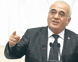 Bir Osmanlı Tokadı, Şak Yerdesiniz