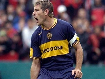 Kolombiya maçında kazanılan 3 penaltıdan da yararlanamayan Arjantinli Martin Palermo, uluslararası bir maçta 'En çok penaltı kaçıran futbolcu' oldu