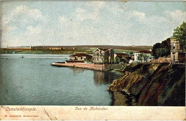 Kadıköy, Mühürdar, arka planda Selimiye. 1900 ler.