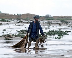 Afganistan'ı Sel Vurdu: 100 Ölü