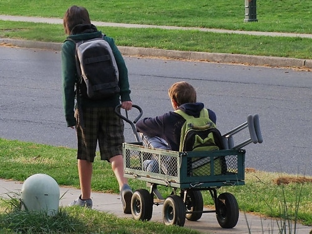 Bir İnsanın En İyi Arkadaşınız Olduğunu Anlamanın 17 Yolu