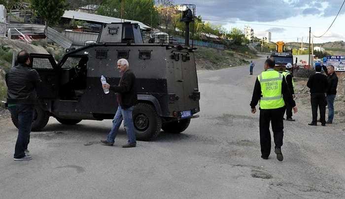 Zırhlı Aracın Geçişi Sırasında Mayın Patladı