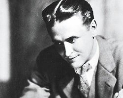 Fitzgerald, Hiç Okuduğunuz Gibi Değil