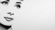 Audrey Hepburn'ün Unutulmaz Güzelliğini Gösteren 15 İllüstrasyon