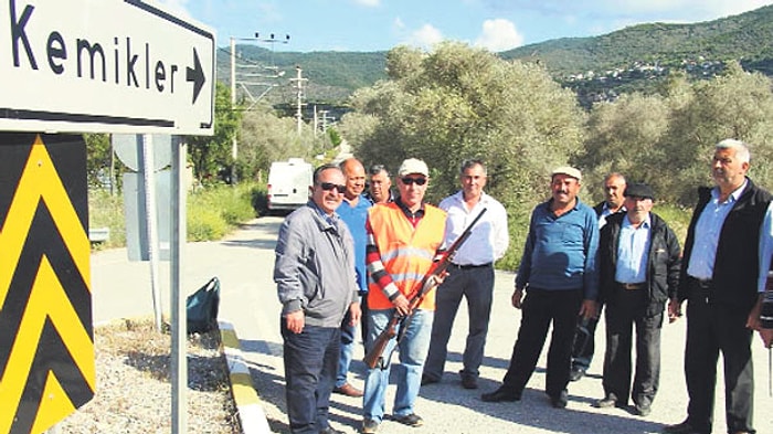 Mahallede Hırsızlara Karşı Silahlı Nöbet