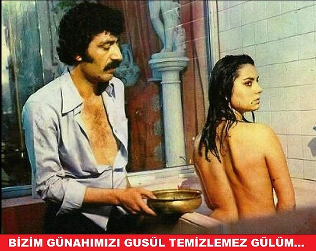 Nice yalnız gencin bağrına sesinle taş olduğun için
