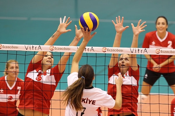 13. Voleybolda setlerin 15 sayı olduğu günler