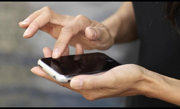 Akıllı Telefonumuzla Yaptığımız 5 Aptalca Şey