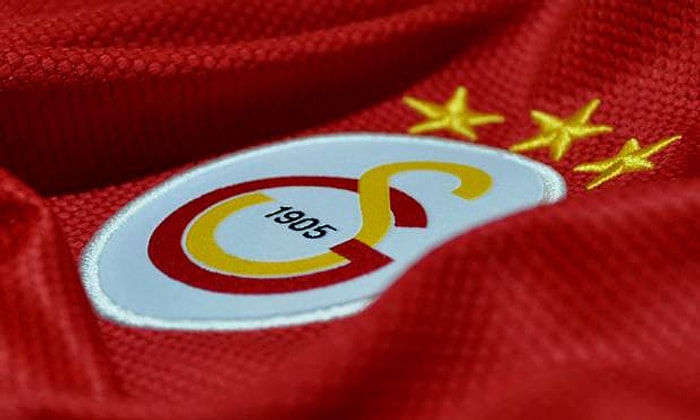 Galatasaray Uçağında Fenerbahçe'ye Küfür