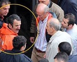Zonguldak'ta çıkan bir yangına giden itfaiyeci, evin annesine ait olduğunu görünce şoke oldu.