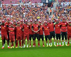 Futbolculardan baretli mesaj