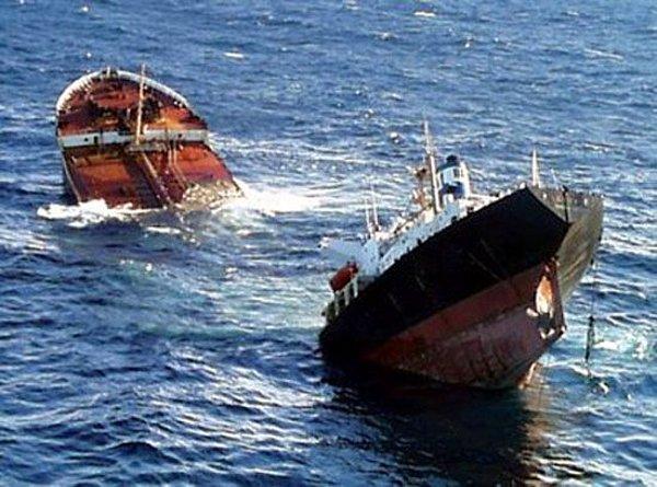 9. 2002'de İspanya kıyısında batan petrol tankeri