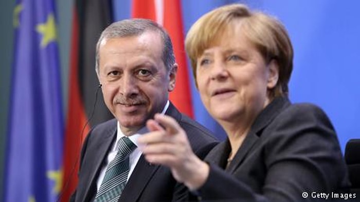 Başbakan Merkel'dan Erdoğan'a 'İtidal' Çağrısı