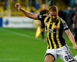 Caner'den 3 Yıllık İmza