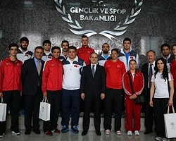 Spor Bakanı Çağatay Kılıç Şampiyon Sporcuları Kabul Etti