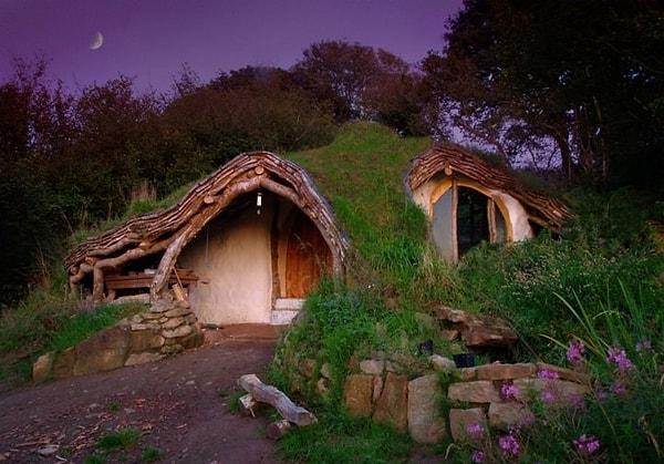 2. Hobbit evi