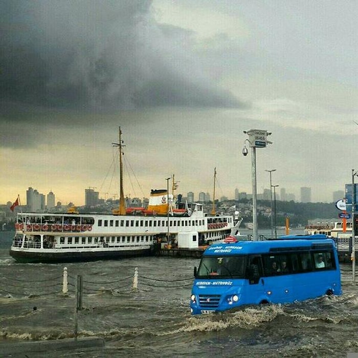 Üsküdar'daki Sel Baskınına Sosyal Medyadan En İyi Mizahi Tepkiler