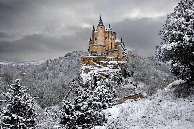 17. Alcázar of Segovia, İspanya