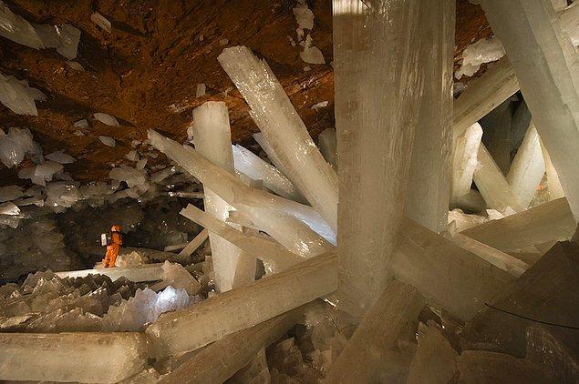 9. Kristaller Mağarası; Naica, Meksika