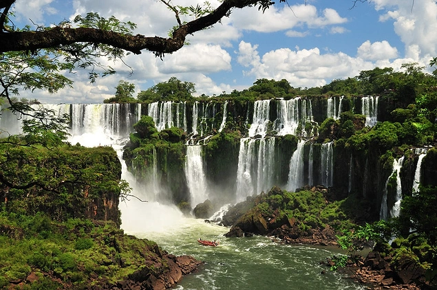 Iguazu Şelaleleri - Brezilya - Arjantin Sınırı