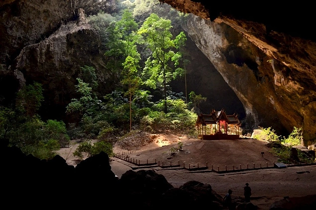 Phraya Nakhon Mağarası - Tayland