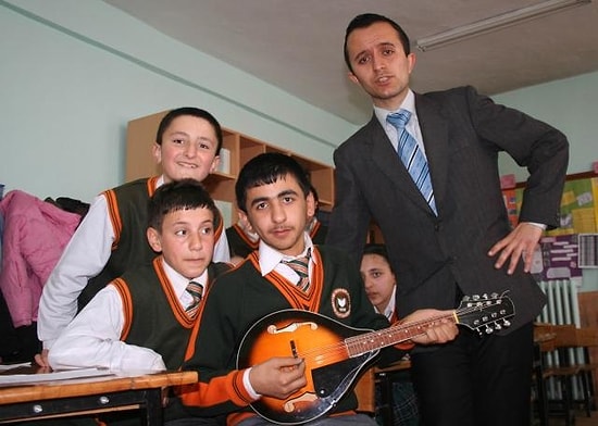 MÜZİK ÖĞRETMENLİĞİ OKUMAK İLE İLGİLİ YANLIŞ BİLİNEN 9 Madde