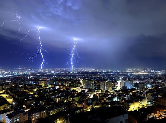 Ankara'da Şimşekli Gece