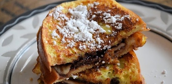 Çikolatalı Muzlu Tost