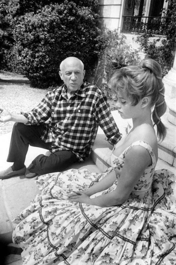 53. Pablo Picasso ve Brigitte Bardot-1956
