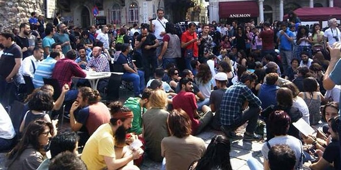 Galata Kulesi'nin Önünde Çay Ocağı Protestosu