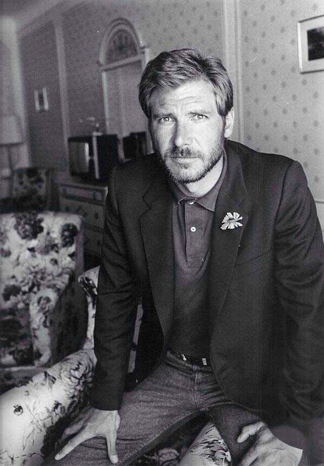 33. Ve genç Harrison Ford