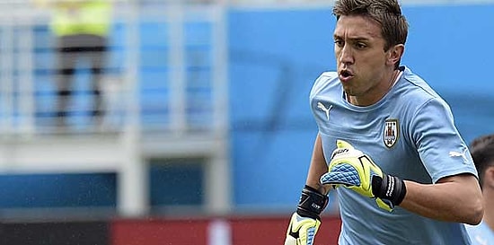 Muslera Can Sıkıyor!