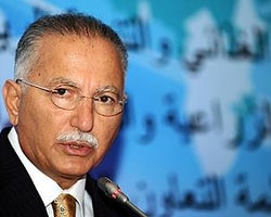 Ekmeleddin İhsanoğlu: "Başörtüsü Haktır"