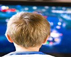 Çok Televizyon İzlemek Erken Yaşta Ölüme Neden Oluyor