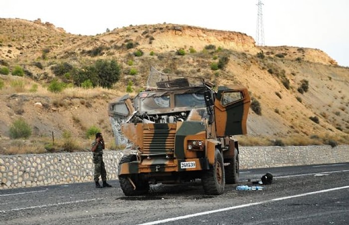 Askeri Araç Devrildi: 13 Asker Yaralı