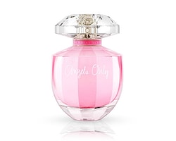 Victoria's Secret meleklerinden ilham alan koku Angel's Only