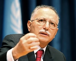 İhsanoğlu İsrail'i Twitter'dan Kınadı