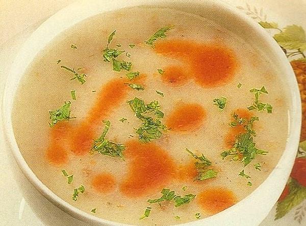 3. Çeneçarpan çorbası (Denedik feci çarpıyor)