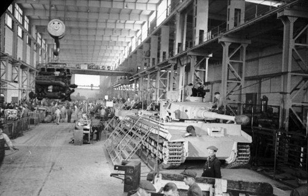 35.Tank Fabrikası
