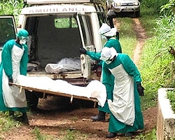 Ebola Virüsünden Son Bir Haftada 25 Kişi Öldü