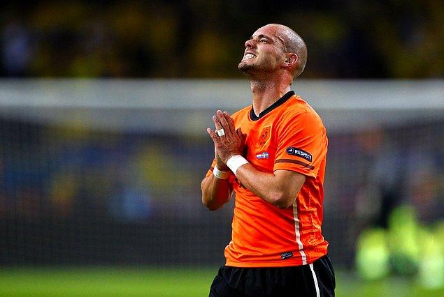 3. Wesley Sneijder: vesli snaydır (şnaydır değil)