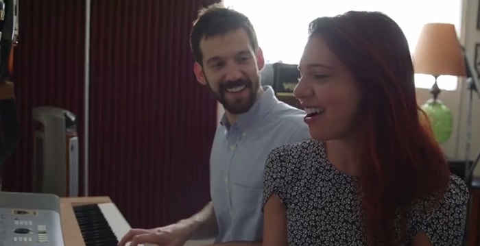 29 Ünlünün Sesinden Söyleyen Kişinin Hile Yapmış Olması